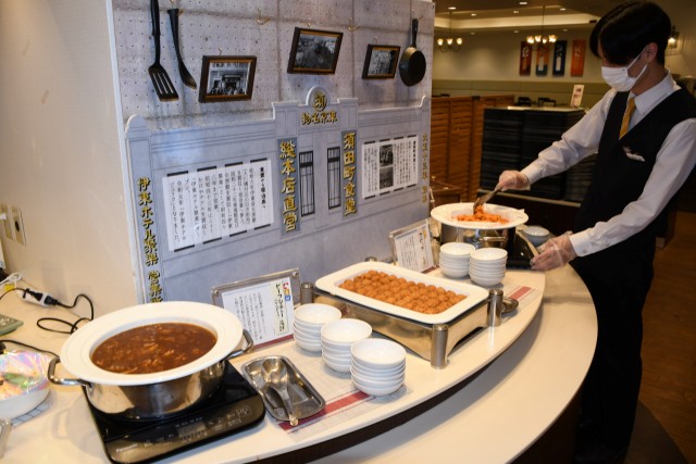 大正―昭和初期の懐かしい西洋料理が楽しめる「須田町食堂」コーナー＝伊東市岡の伊東ホテルジュラク